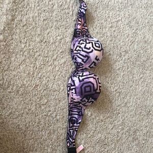 PINK Strapless Push-up Bra